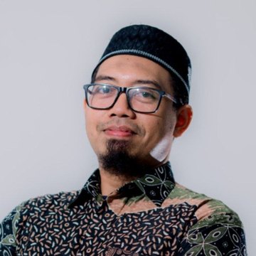 Fahrizal Mukhdar, guru Bahasa Arab